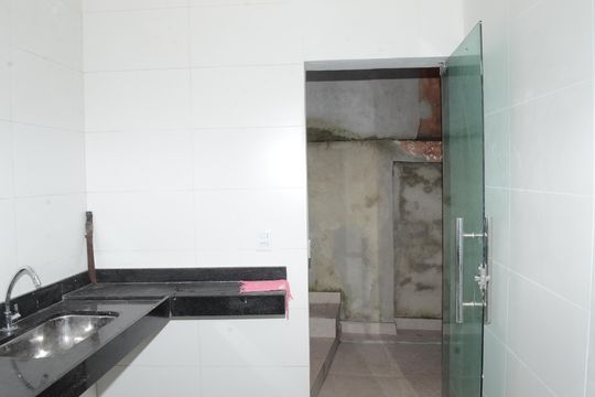 Cozinha de casa à venda com 2 quartos, 180m² em Dom Silverio, Belo Horizonte