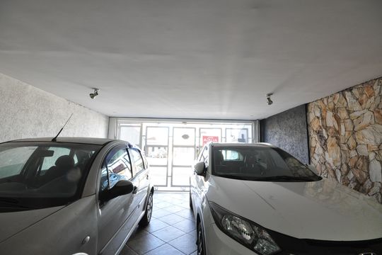 Garagem de casa para alugar com 3 quartos, 650m² em Vila Guilherme, São Paulo