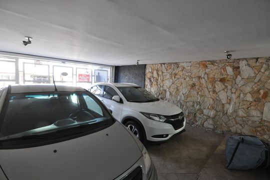 Garagem de casa para alugar com 3 quartos, 650m² em Vila Guilherme, São Paulo