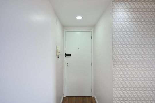 Hall de Entrada de apartamento para alugar com 2 quartos, 42m² em Vila Andrade, São Paulo