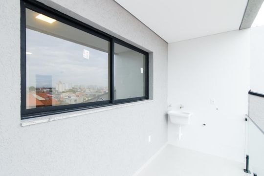 Área de Serviço de casa para alugar com 3 quartos, 110m² em Parque Continental Iv, Guarulhos