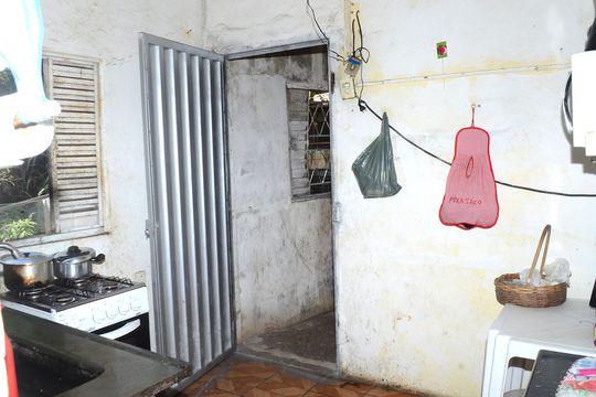 Cozinha de casa à venda com 2 quartos, 180m² em Dom Silverio, Belo Horizonte