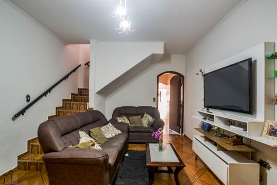 Casa à venda com 3 quartos, 212m² em Condomínio Maracanã, Santo André