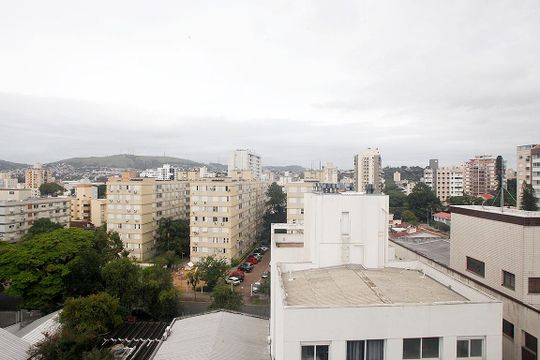 Sala Vista de apartamento à venda com 2 quartos, 100m² em Petrópolis, Porto Alegre