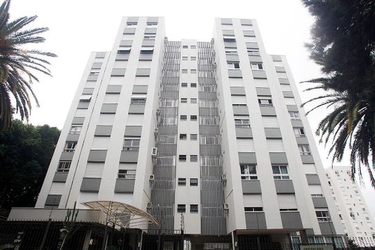 Fachada de apartamento à venda com 2 quartos, 100m² em Petrópolis, Porto Alegre