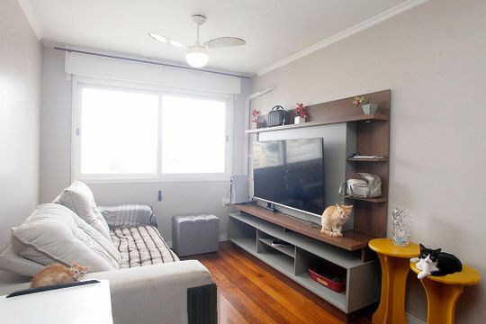 Sala de apartamento à venda com 2 quartos, 100m² em Petrópolis, Porto Alegre