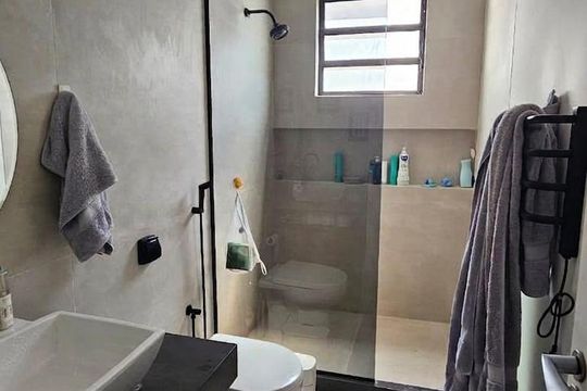 Banheiro de apartamento para alugar com 2 quartos, 140m² em Flamengo, Rio de Janeiro