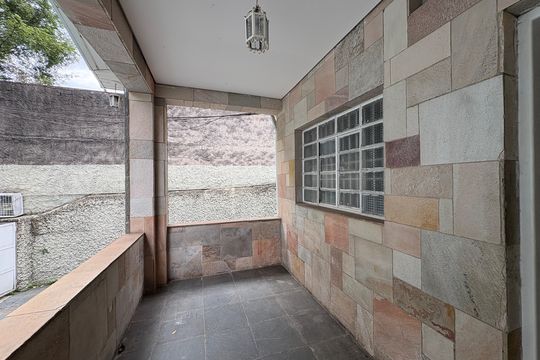 Varanda da Sala de casa à venda com 3 quartos, 273m² em Vila Pereira Barreto, São Paulo