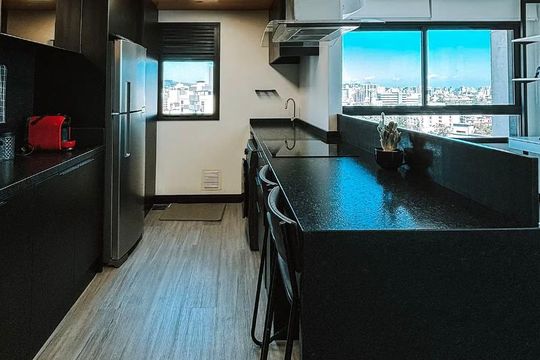 Cozinha de apartamento à venda com 2 quartos, 67m² em Rio Branco, Porto Alegre