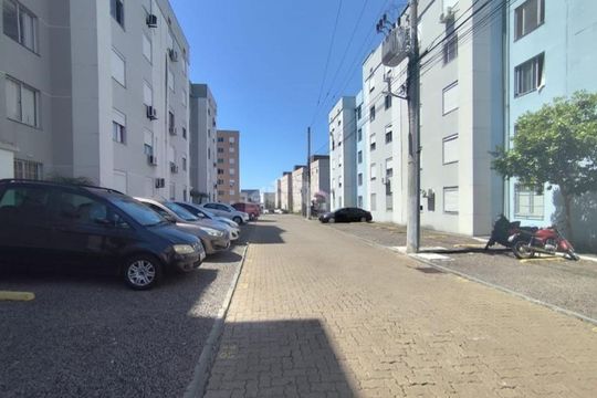 Apartamento à venda com 2 quartos, 48m² em Olaria, Canoas