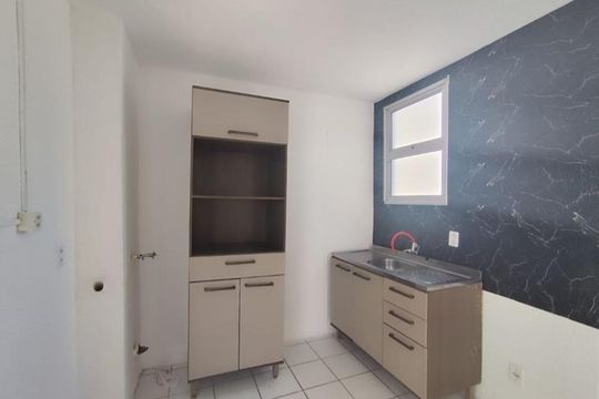 Apartamento à venda com 2 quartos, 48m² em Olaria, Canoas