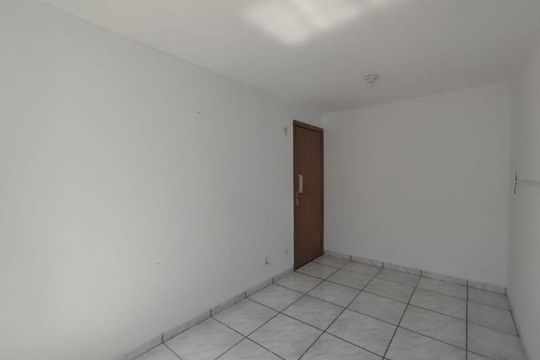 Apartamento à venda com 2 quartos, 48m² em Olaria, Canoas