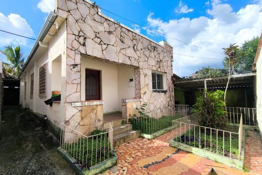 Casa à venda com 3 quartos, 420m² em São Geraldo, Belo Horizonte
