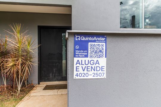 Vista da Rua de casa de condomínio à venda com 3 quartos, 430m² em Alphaville, Santana de Parnaíba