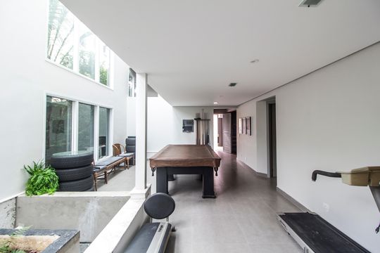 Sala de Jogos de casa de condomínio à venda com 3 quartos, 430m² em Alphaville, Santana de Parnaíba