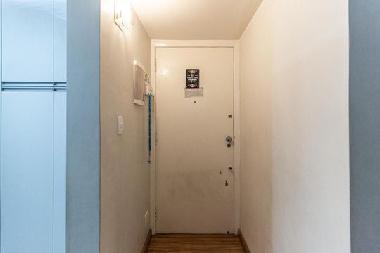 Entrada da Sala de apartamento à venda com 2 quartos, 76m² em Santa Ifigênia, São Paulo