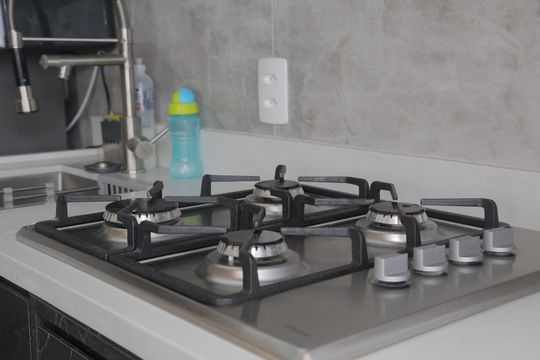 Cozinha de apartamento à venda com 2 quartos, 42m² em Vila Campanela, São Paulo