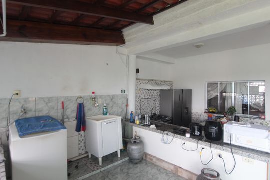 Cozinha 2 de casa à venda com 4 quartos, 450m² em Jardim Atlântico, Belo Horizonte