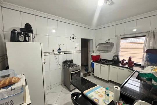Cozinha 2 de casa à venda com 4 quartos, 59m² em Chácara Cruzeiro do Sul, São Paulo