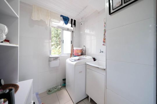 Cozinha e Área de Serviço de apartamento à venda com 2 quartos, 44m² em Vila Silvia, São Paulo