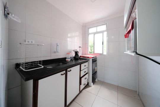 Cozinha e Área de Serviço de apartamento à venda com 2 quartos, 44m² em Vila Silvia, São Paulo