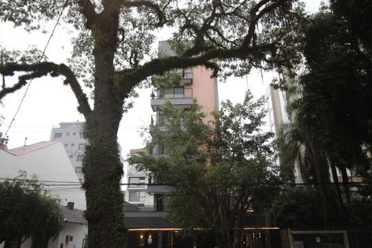 Fachada de apartamento à venda com 2 quartos, 88m² em Petrópolis, Porto Alegre