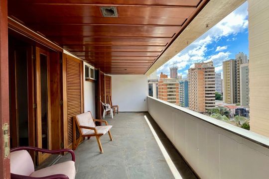 Sacada das Suítes de apartamento à venda com 4 quartos, 601m² em Cambuí, Campinas