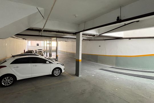 Garagem de apartamento à venda com 2 quartos, 50m² em Parque das Nações, Santo André