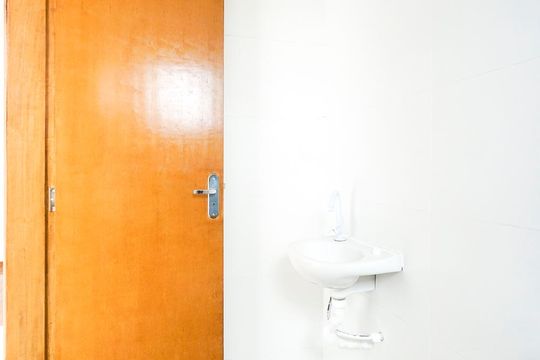Banheiro de apartamento para alugar com 1 quarto, 29m² em Penha de França, São Paulo