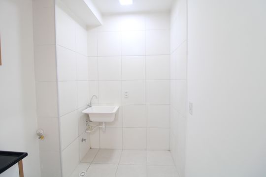 Lavanderia de apartamento para alugar com 2 quartos, 38m² em Vila Isa, São Paulo