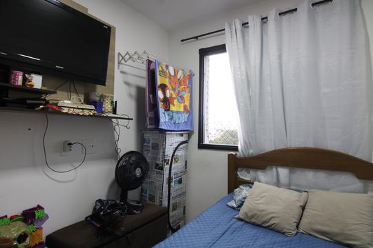 Quarto 1 de apartamento à venda com 2 quartos, 38m² em Vila Campanela, São Paulo