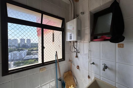 Cozinha  de apartamento à venda com 2 quartos, 69m² em Campo Grande, São Paulo