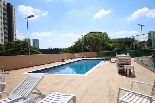 Piscina de apartamento à venda com 2 quartos, 69m² em Campo Grande, São Paulo