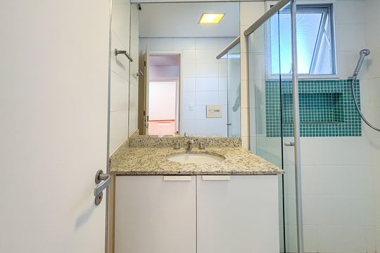 Apartamento à venda com 3 quartos, 157m² em Cerqueira César, São Paulo
