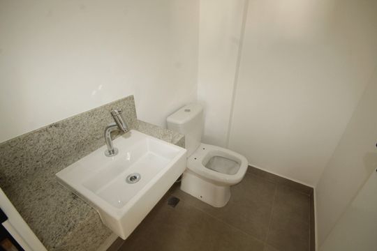 Lavabo de apartamento à venda com 3 quartos, 74m² em Santa Efigênia, Belo Horizonte