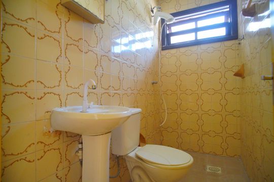Banheiro de kitnet/studio à venda com 1 quarto, 28m² em Centro, São Leopoldo