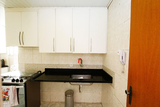 Cozinha de apartamento à venda com 3 quartos, 189m² em Carlos Prates, Belo Horizonte