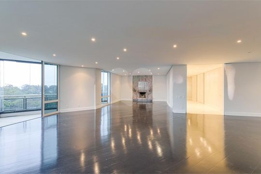 Apartamento à venda com 4 quartos, 208m² em Alto da Boa Vista, São Paulo