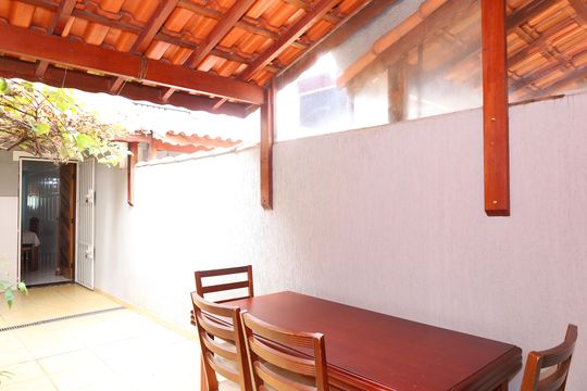 Quintal e Área da churrasqueira de casa à venda com 2 quartos, 93m² em Cidade Líder, São Paulo