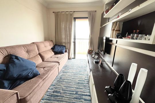 Sala de apartamento à venda com 2 quartos, 68m² em Chora Menino, São Paulo