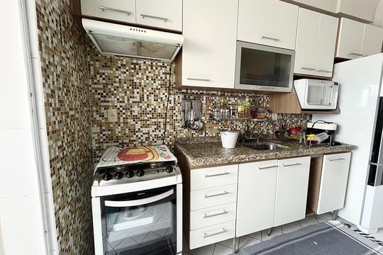 Cozinha de apartamento à venda com 2 quartos, 68m² em Chora Menino, São Paulo