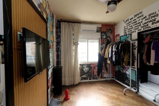 Sala de apartamento à venda com 1 quarto, 42m² em Farroupilha, Porto Alegre