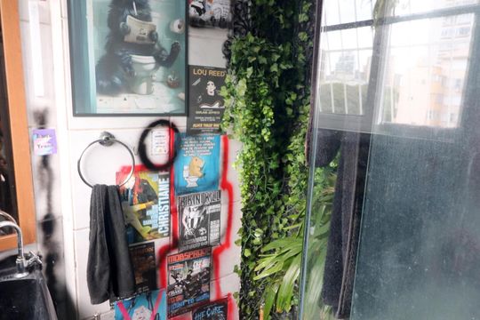 Banheiro de apartamento à venda com 1 quarto, 42m² em Farroupilha, Porto Alegre