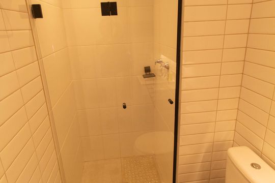 Banheiro da Suíte de apartamento para alugar com 1 quarto, 37m² em Vila Mariana, São Paulo