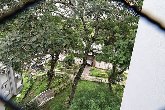 Vista do Quarto 3  de apartamento à venda com 3 quartos, 61m² em Jardim Sabará, Porto Alegre