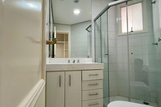 Banheiro de apartamento para alugar com 4 quartos, 260m² em Jardim Fonte do Morumbi, São Paulo
