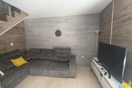 Casa à venda com 2 quartos, 66m² em Santa Terezinha, Santo André