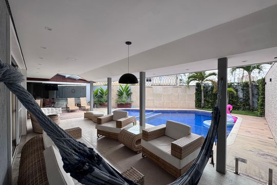 Área externa de casa de condomínio à venda com 5 quartos, 300m² em Recreio dos Bandeirantes, Rio de Janeiro