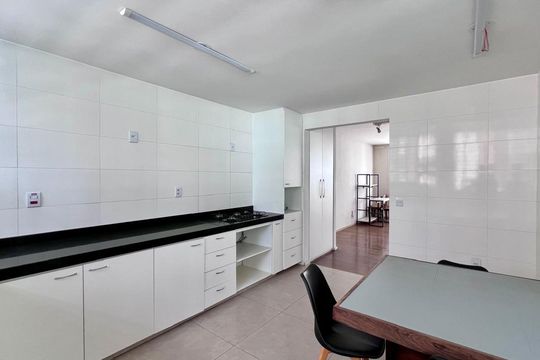 cozinha de apartamento à venda com 4 quartos, 350m² em Lourdes, Belo Horizonte