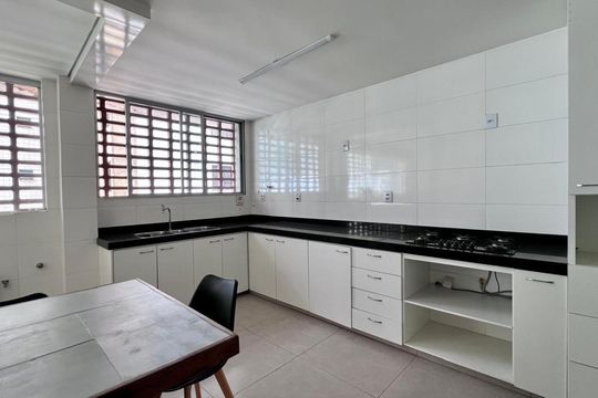 cozinha de apartamento à venda com 4 quartos, 350m² em Lourdes, Belo Horizonte
